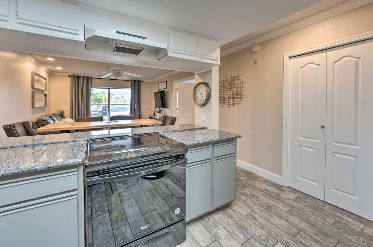 Lake Havasu Condo With Pool Access 1 Block To Beach Lake Havasu City Exteriör bild